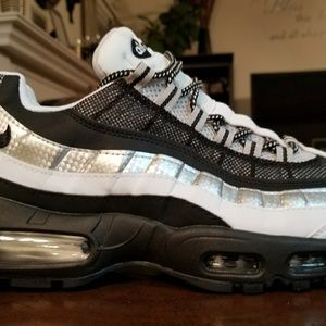 Men's new in box Nike Air Max running shoes 95